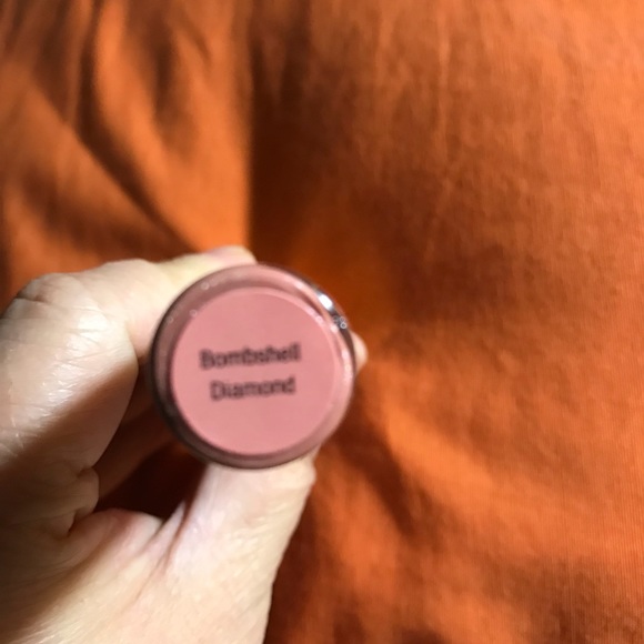 SeneGence Lipsense Bombshell Diamond - Picture 4 of 6